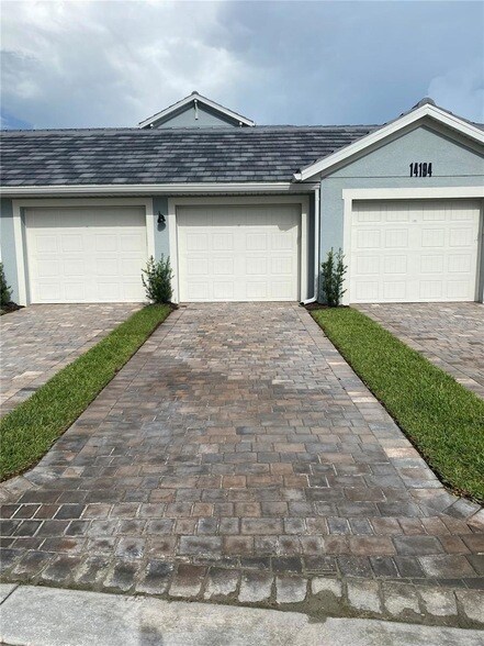 Foto del edificio - 14194 Heritage Landing Blvd