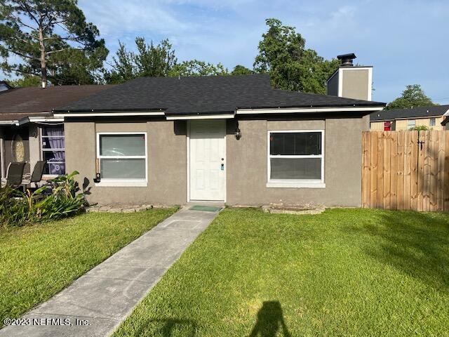 Primary Photo - 1323 Solar Cir