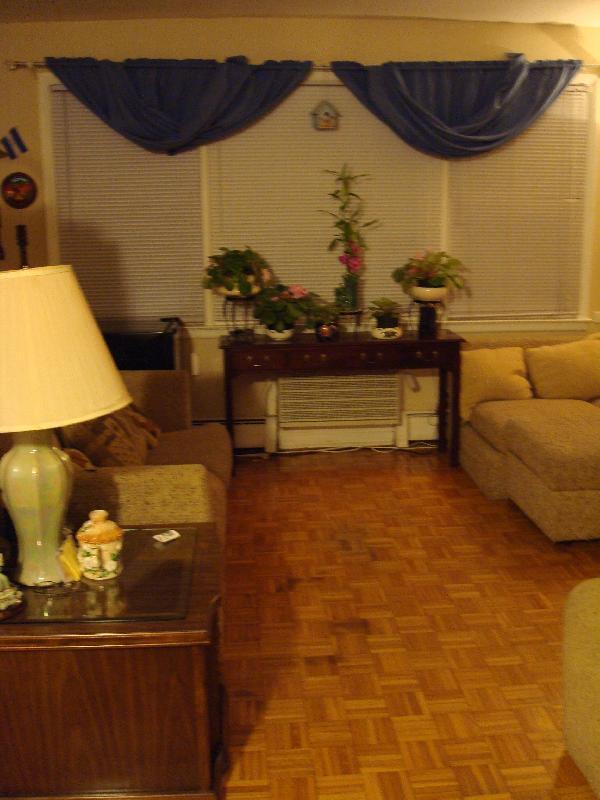 Foto del edificio - 1318 W Lunt Ave