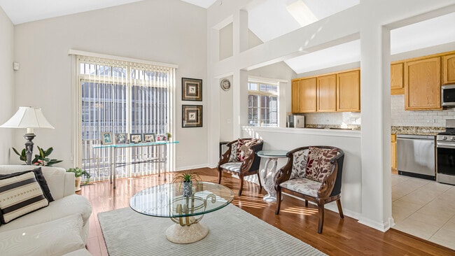 Foto del edificio - 530 Prestwick Ln