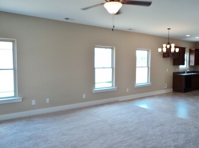 Building Photo - DEPOSIT PENDING!!! Home for rent in Warrio...
