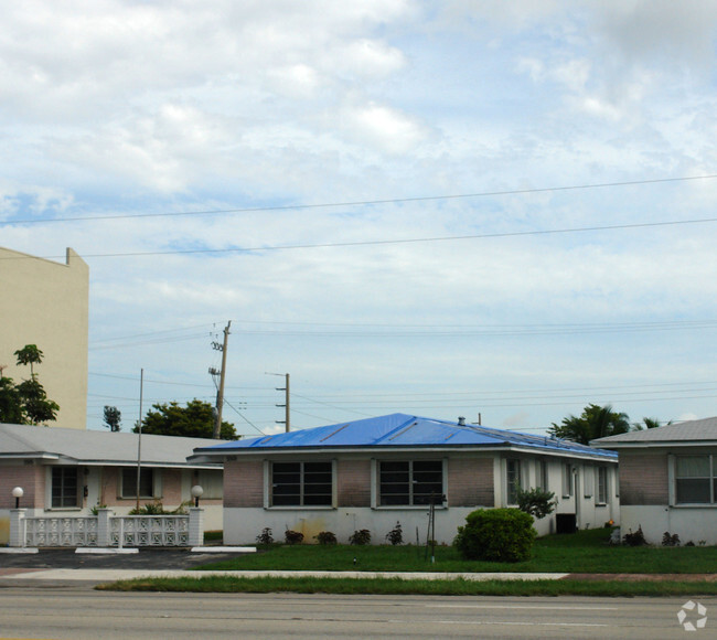 Building Photo - Saba Apartments