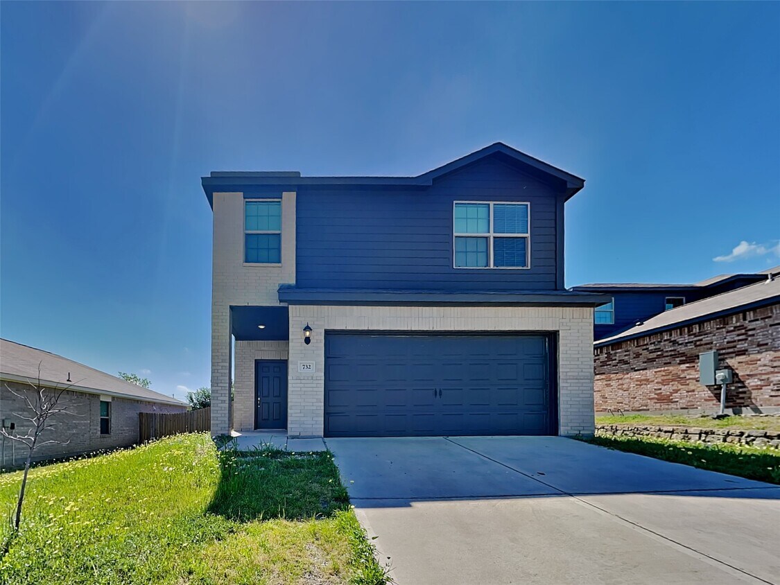 Foto principal - 732 Keeneland Dr