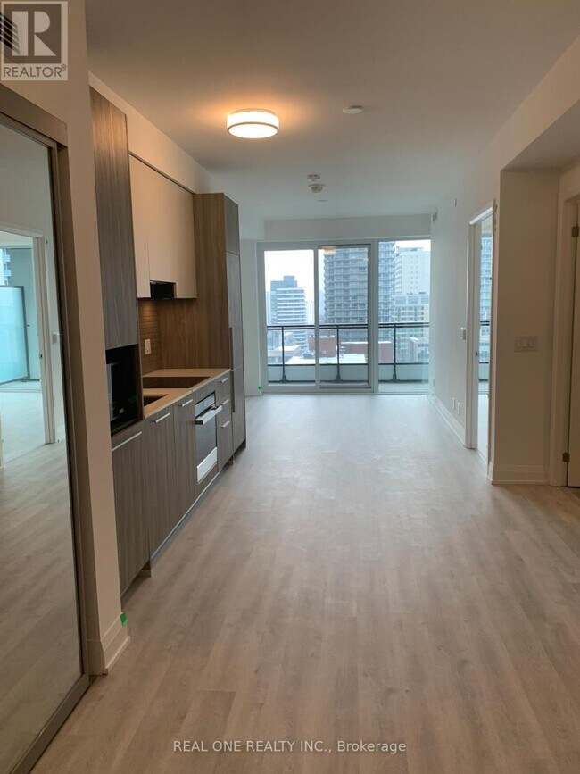 Photo du bâtiment - 65 Broadway Ave