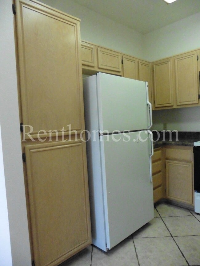 Building Photo - Rancho Bernardo, 18563 Caminito Pasadero #...