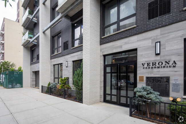 Building Photo - Verona Condominium