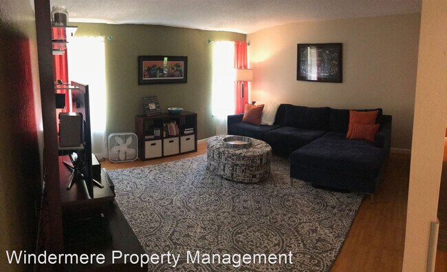 Building Photo - 3 br, 2 bath House - 1452 Electric Avenue
