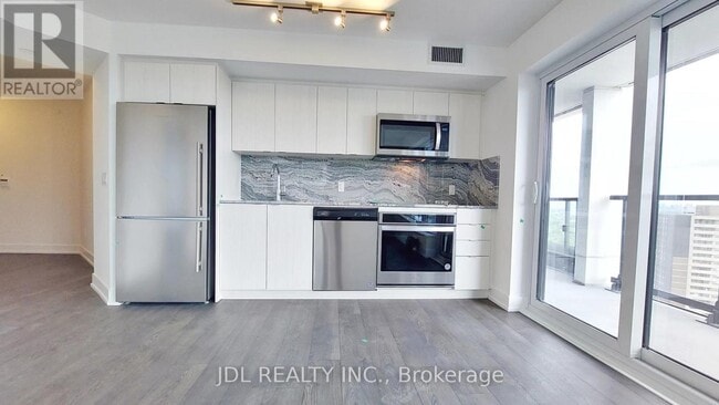 Building Photo - 5 Mabelle Ave