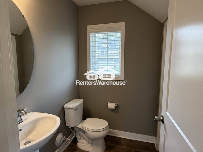 Foto del edificio - 5651 Cattail Ct NE