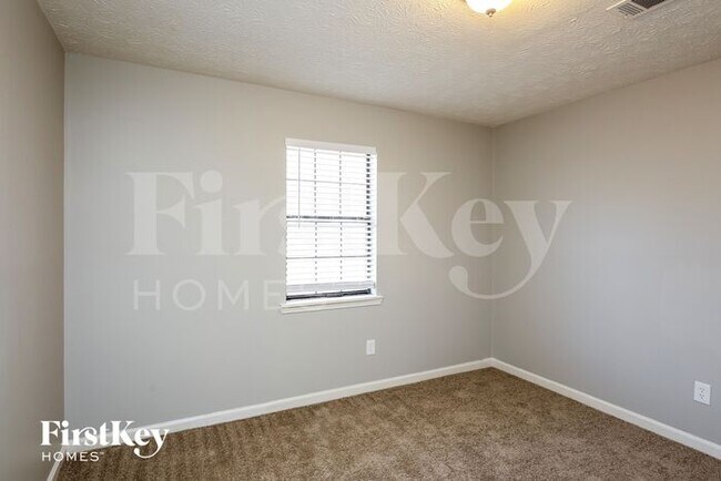 Building Photo - 1427 Fairview Trail NW