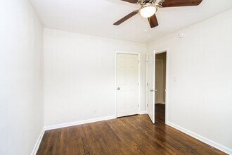 Interior Photo - Enclave Oakhurst Village