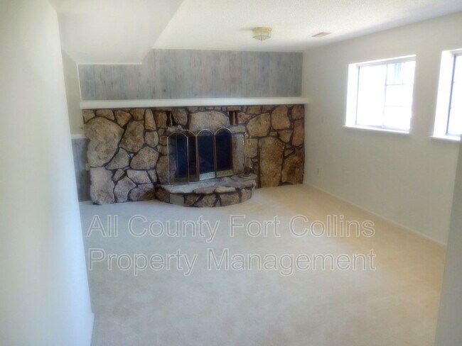 Building Photo - 912 Cambridge Dr