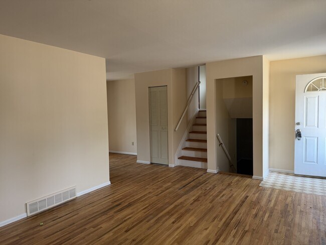 Foto del edificio - 1133 Wooten Rd
