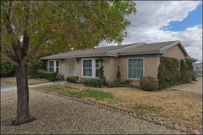 Foto del edificio - 4040 Bancroft Dr