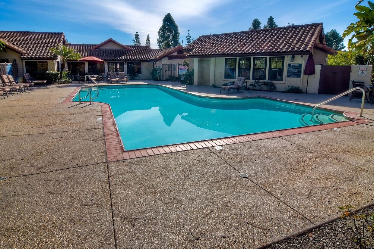 Foto principal - 12588 Carmel Creek Rd