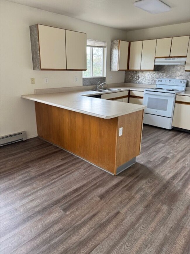 Foto del edificio - 2108 E 14th St