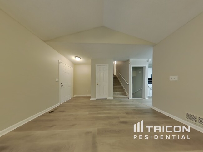 Foto del edificio - 5348 Muirwood Pl