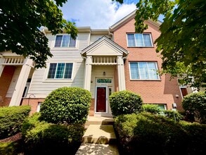 Building Photo - 10233 Concord Ln