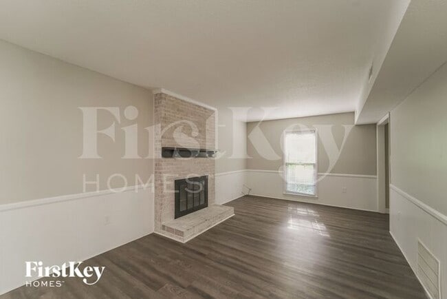 Foto del edificio - 9306 Covedale Dr