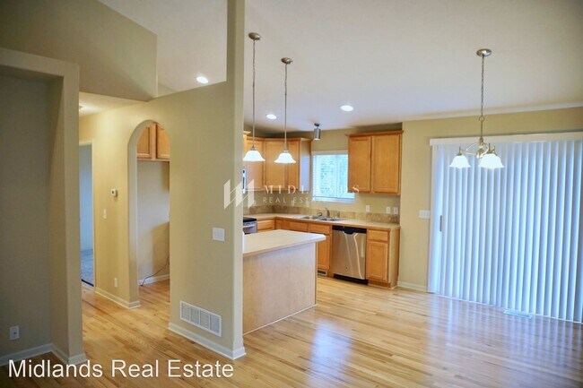 Building Photo - 3 br, 3 bath House - 19726 MARINDA ST