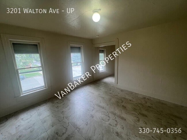 Building Photo - 3201 Walton Ave