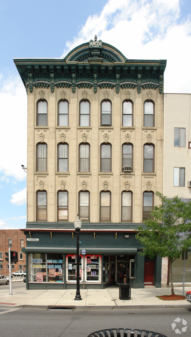 Foto del edificio - 399 Main St