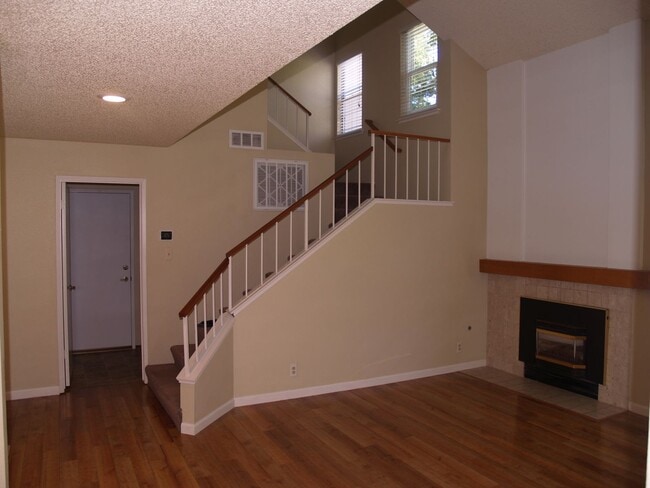 Building Photo - Stunning Pleasanton Home in Great Location!