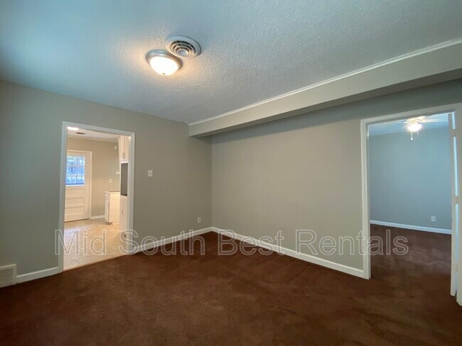 Foto del edificio - 3885 Guernsey Ave