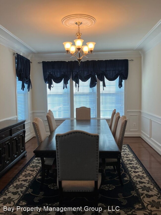 Building Photo - 4 br, 4.5 bath House - 1168 Margath Rd