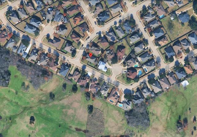 Foto del edificio - 6023 Heather Dr