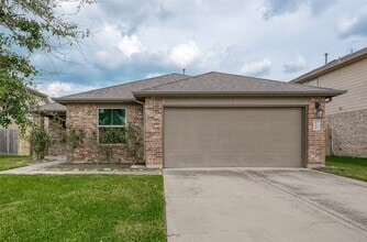 Building Photo - 12 Santa Clara Dr