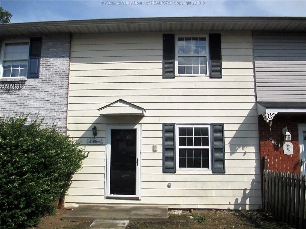 5003 St Patrick Cir, Cross Lanes, WV 25313 Townhome Rentals in Cross