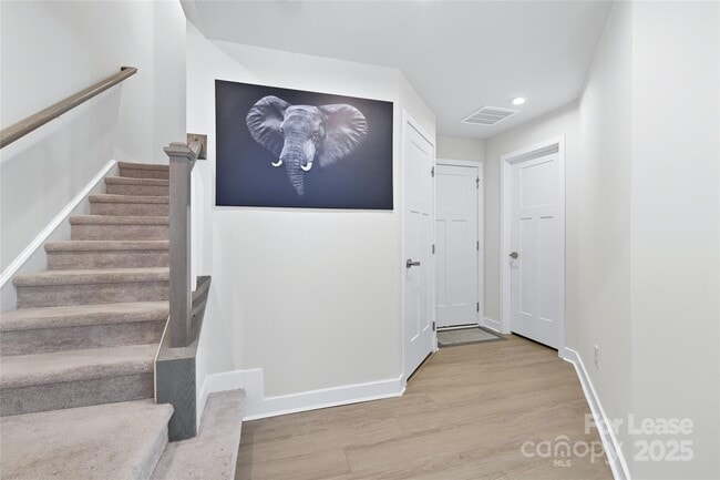 Foto del edificio - 9226 Mallard Mls Dr