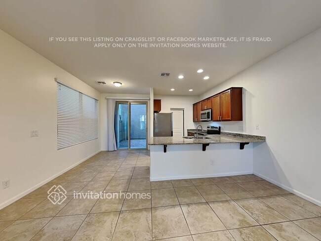 Foto del edificio - 3369 E Constitution Dr