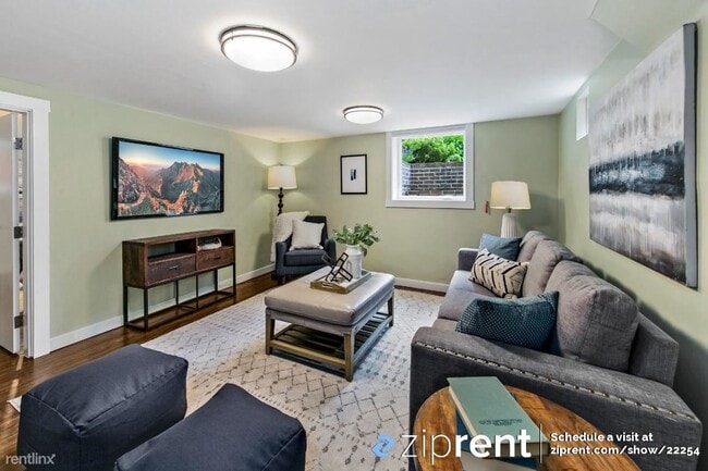 Foto del edificio - 2 br, 1 bath House - 1930 Boyer Avenue Eas...