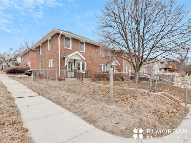 Foto del edificio - 802-804 N 48th Street