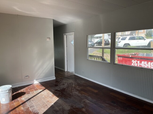 Building Photo - 35 Brookdale Rd