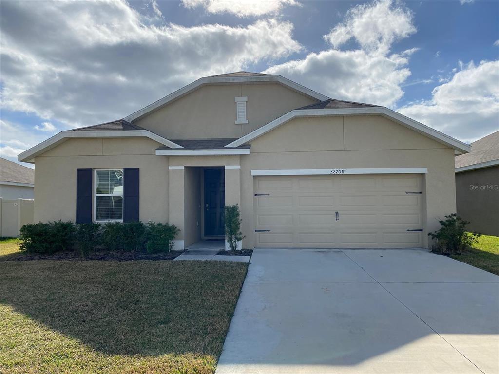 Foto principal - 32708 Pez Landing Ln
