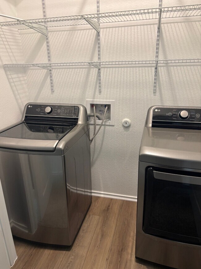 Foto del edificio - 216 Rancho del Cielo Ln