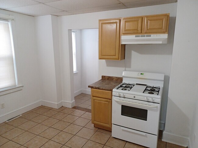 Cocina - 2437 Sycamore St