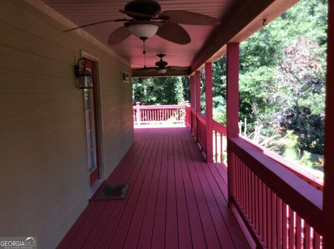 Foto del edificio - 464 Loblolly Ln