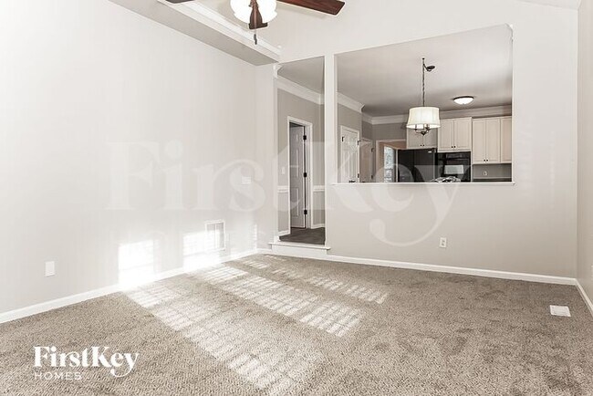 Foto del edificio - 5388 Beechmont Dr