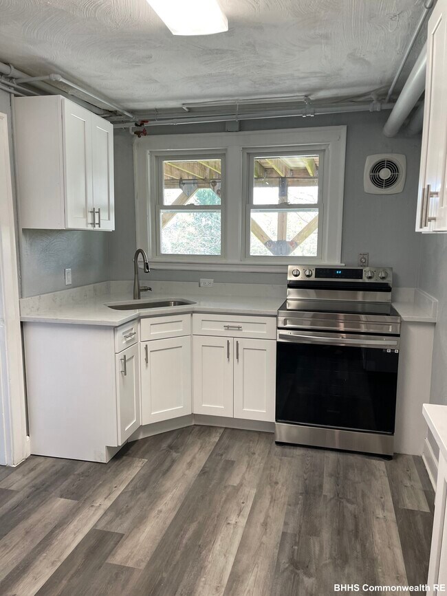 4 Blanchard Rd, Cambridge, MA 02138 Apartments in Cambridge, MA