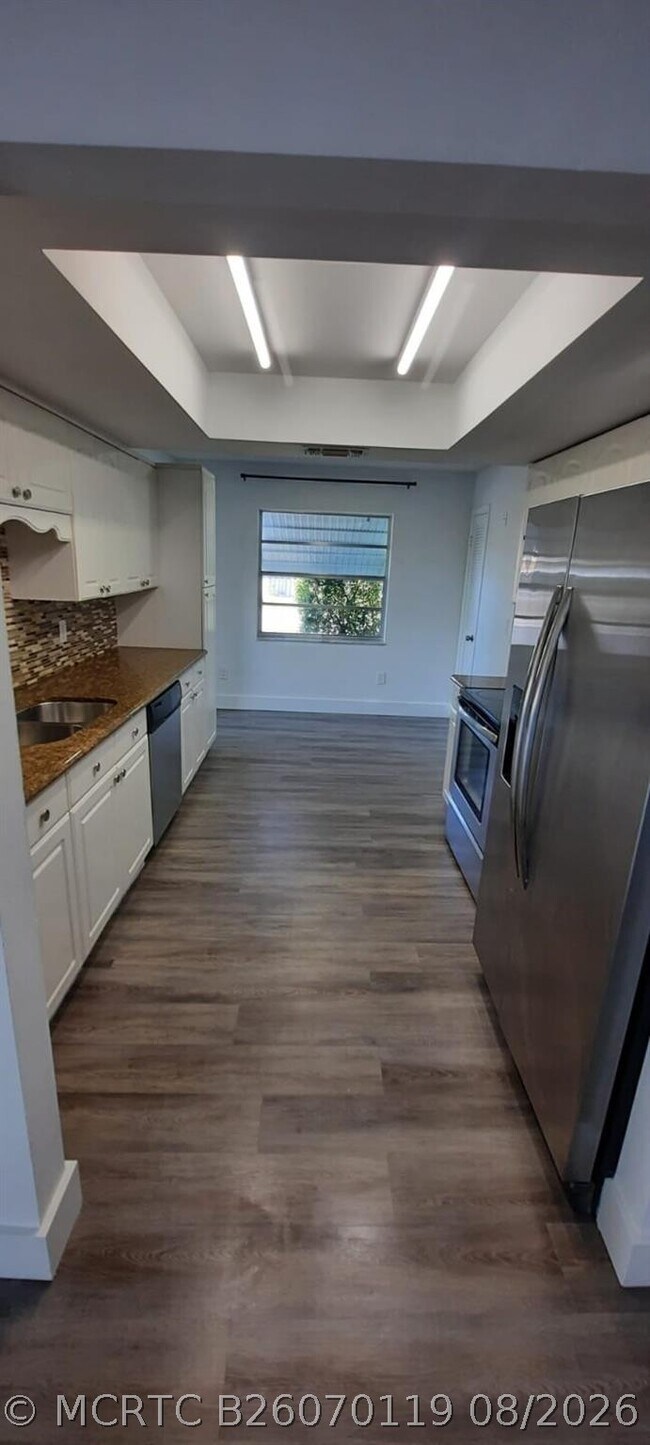 Foto del edificio - 9370 SW 1st Pl