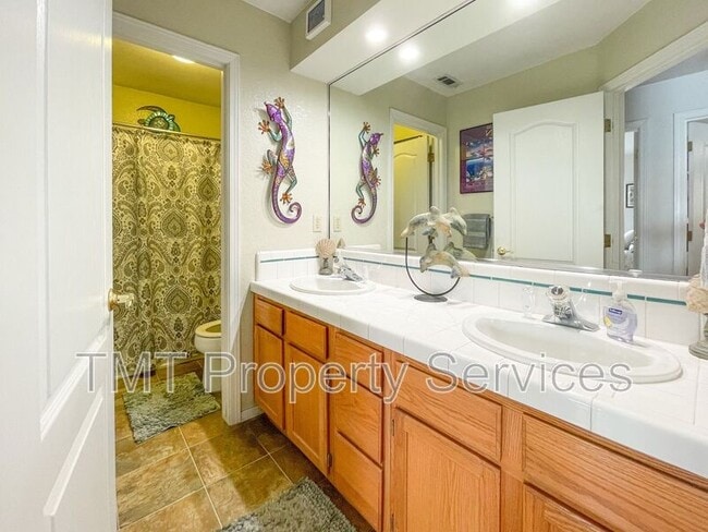 Building Photo - 9424 Blackswain Pl