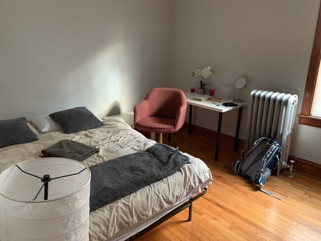 Foto del edificio - 3446 N Springfield Ave