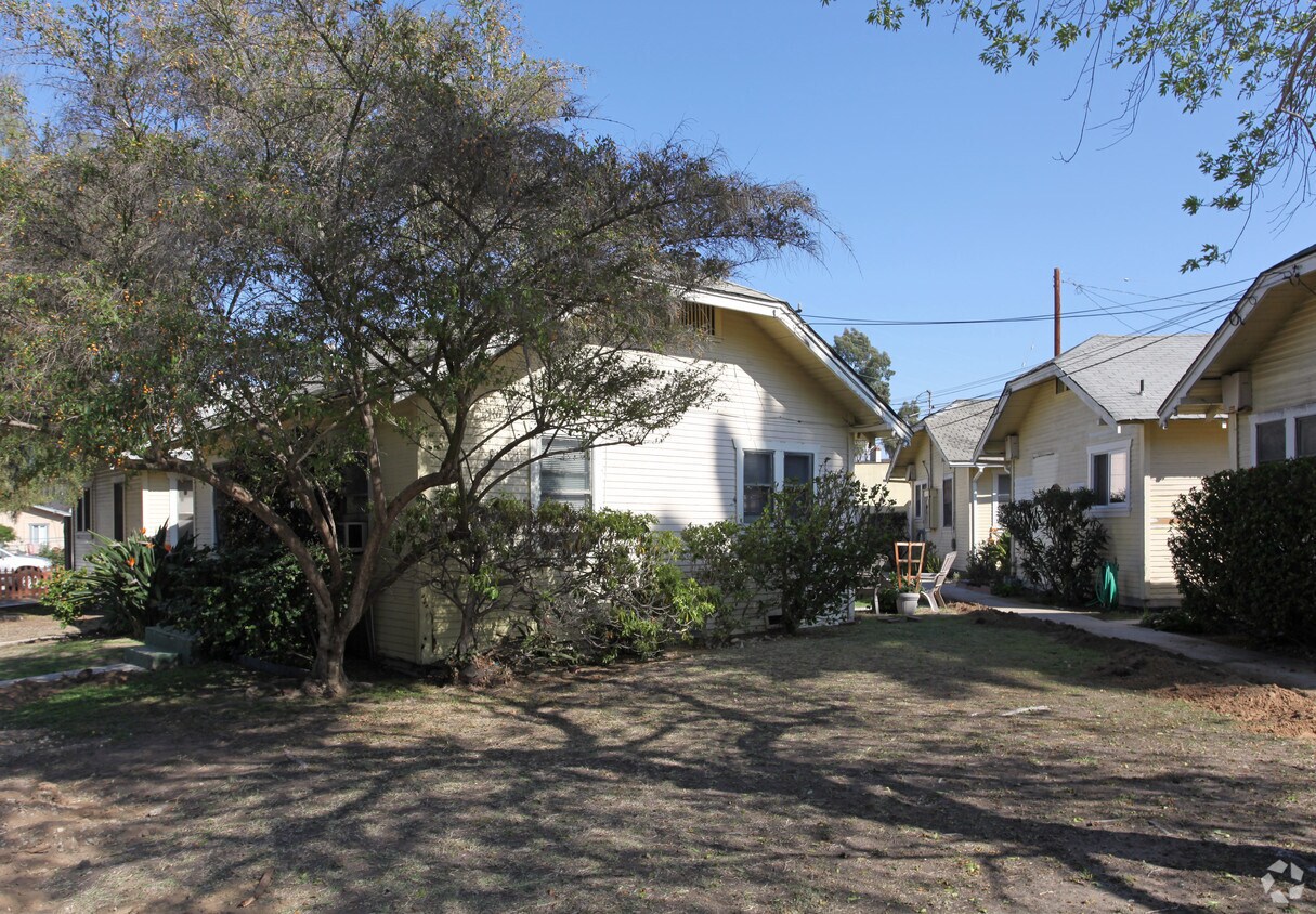 Primary Photo - 930 Arlington Ave