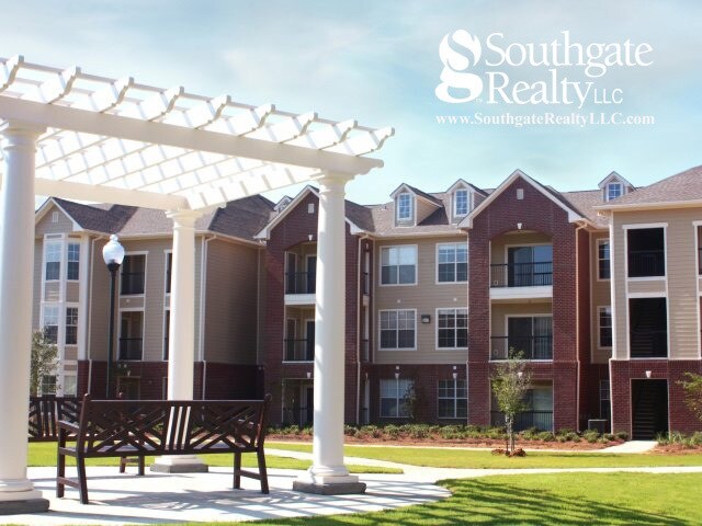 Interior Photo - The Lakes at Turtle Creek Apartment Homes