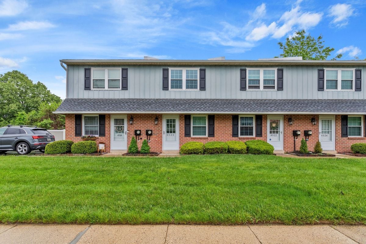Foto principal - 4536 Rosemarie Dr