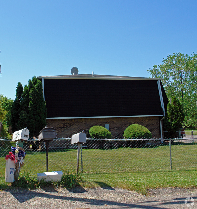 Building Photo - 302 Patterson St